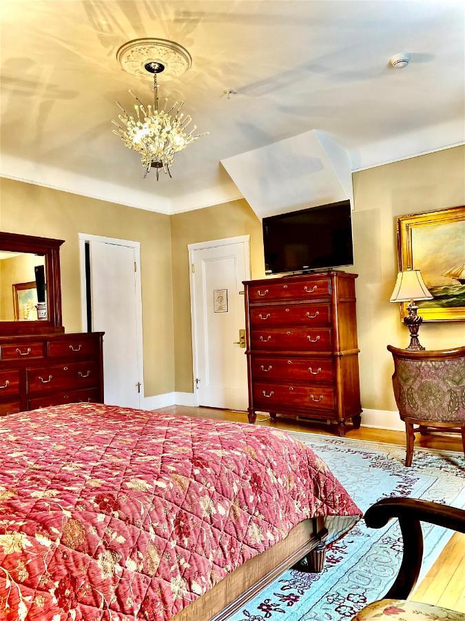 סנט ג'ונס Monroe House Executive Guest Suites מראה חיצוני תמונה