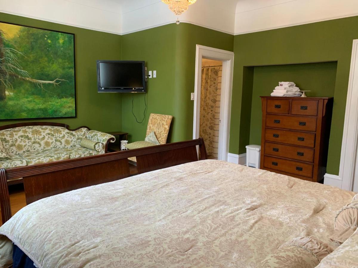 סנט ג'ונס Monroe House Executive Guest Suites מראה חיצוני תמונה