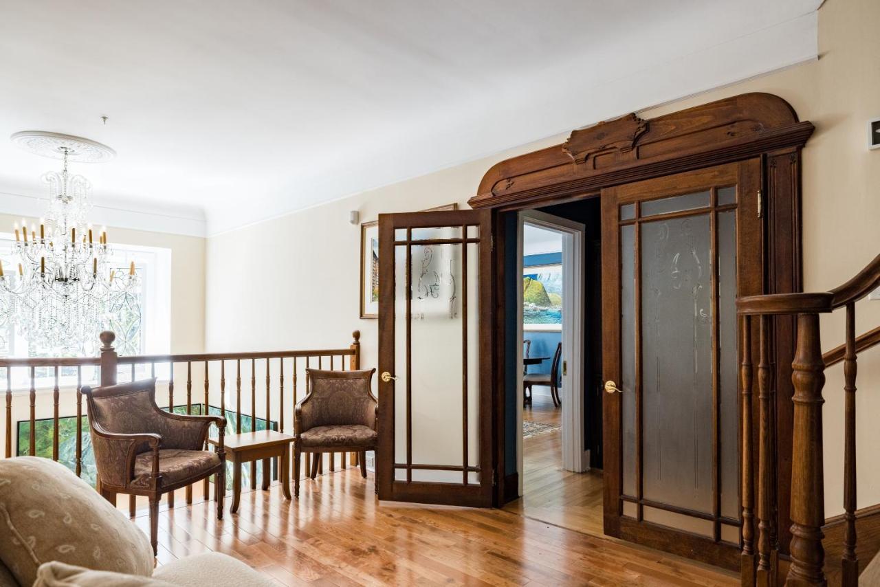 סנט ג'ונס Monroe House Executive Guest Suites מראה חיצוני תמונה