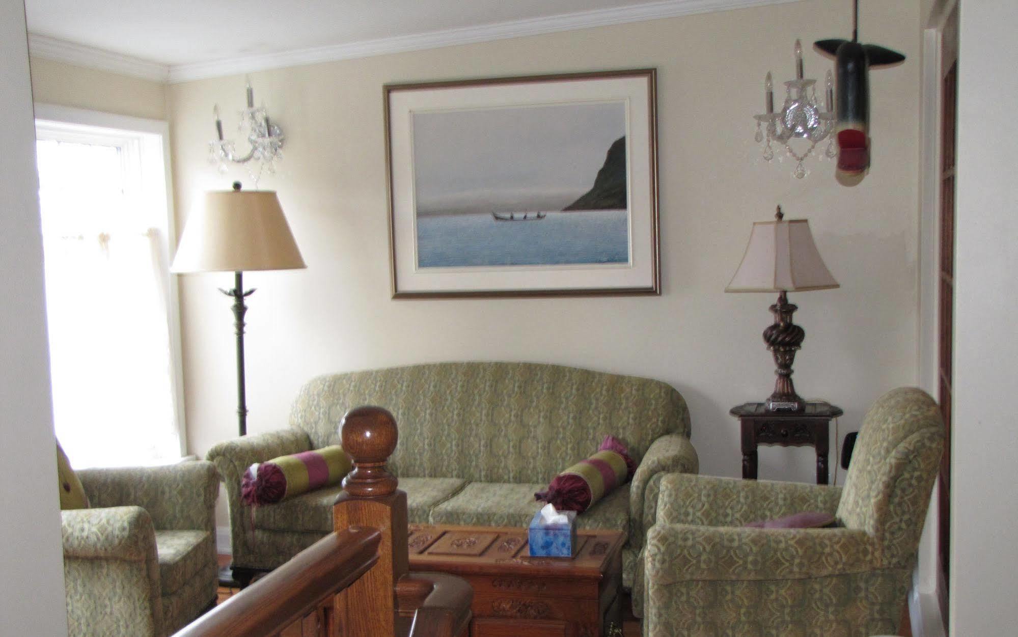 סנט ג'ונס Monroe House Executive Guest Suites מראה חיצוני תמונה